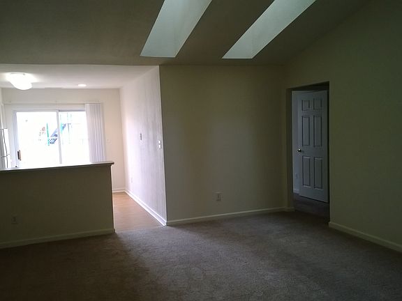 5th image of 750 Gunstra Ln