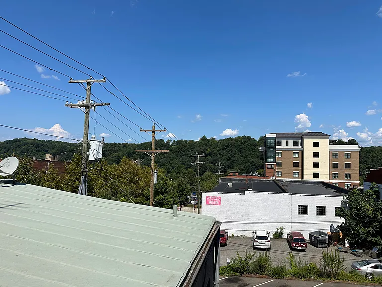 1202 Main St — Photo 28