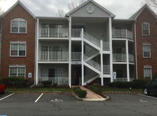 15 Chambord Ct, Hamilton, NJ