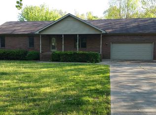 8660 Palestine School Rd, West Paducah, KY 42086