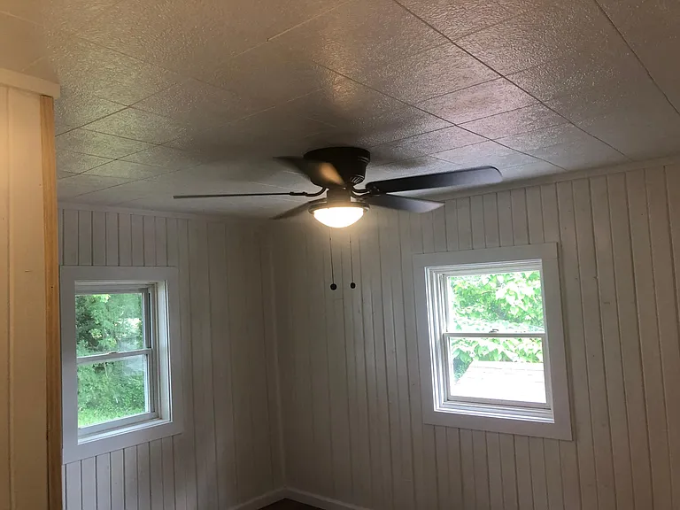 133 Lakeside Dr — Photo 23