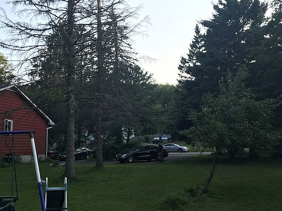 5th image of 44 Edgewood Pl