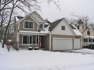 5532 Middaugh Ave, Downers Grove, IL 60516