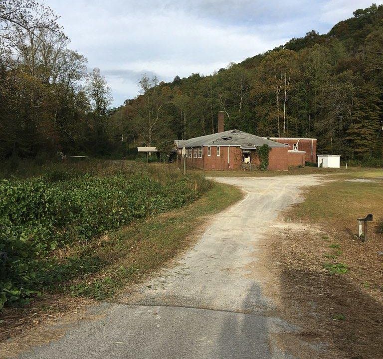 2nd image of Stoney Fork Rd