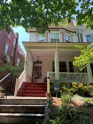 1824 Park Rd NW #B Photo 1