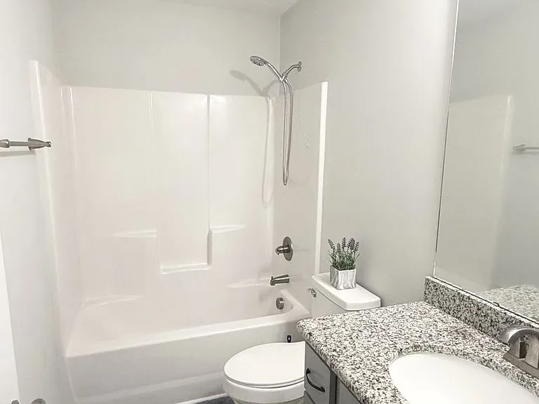 4036 Shire St — Photo 11