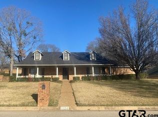 1124 Hillside Dr, Athens, TX 75751
