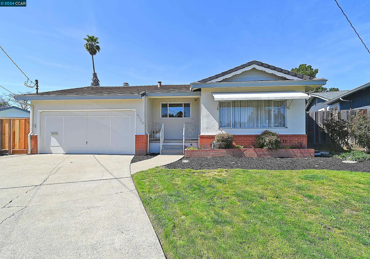 4020 Meadowlark Ct photo 1