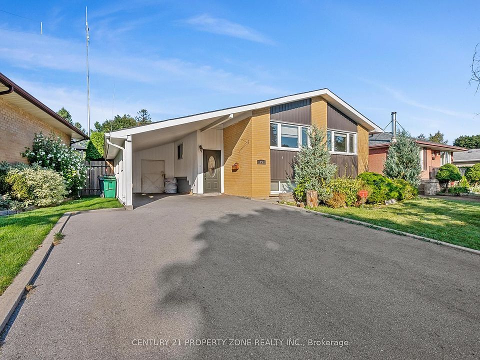 1st image of 25 Chatsworth Dr