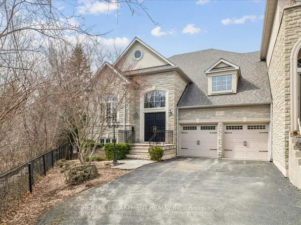 2359 Woodfield Rd, Oakville, ON L6H 6Y6