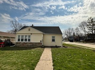 215 Hessel Blvd #1, Champaign, IL 61820