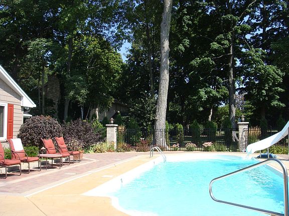 Complete irrigation system all water flows out to field