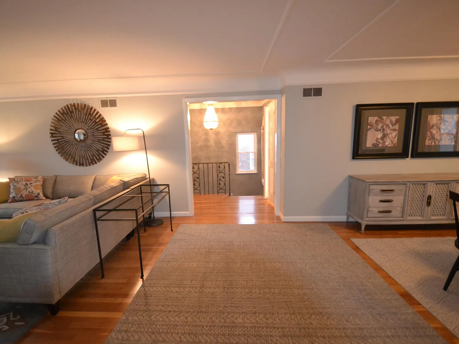 3 bed, 1850 sqft, $2,595 — Photo 3