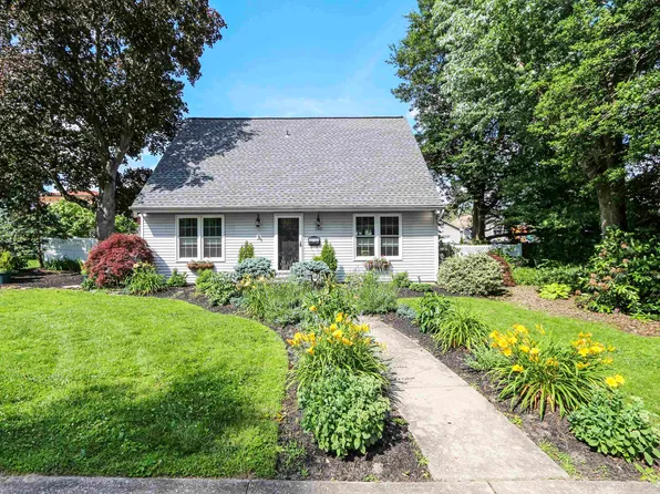 107 E Yorkshire Ave, Northfield, NJ 08225