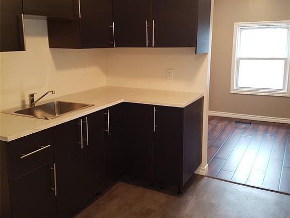 3rd image of 1756 Drouillard Rd #4