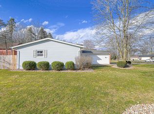 13305 Inverness Ave NW, Uniontown, OH