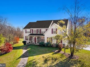 83 Valley Brook Rd, Boyertown, PA 19512