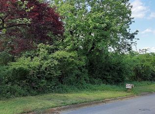 1217 Limestone St, Florence, AL 35630