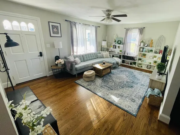 1024 Macarthur Dr, Suffolk, VA 23434