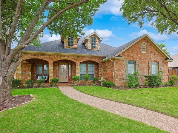 8301 Havenwood Dr, North Richland Hills, TX 76182