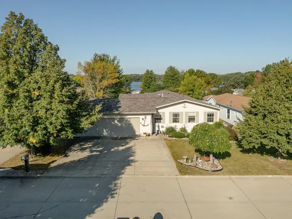 1301 Wood Duck Rd, Arnolds Park, IA 51331