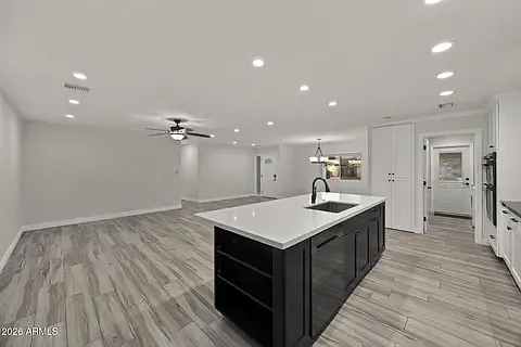 8550 E Orange Blossom Ln — Photo 9