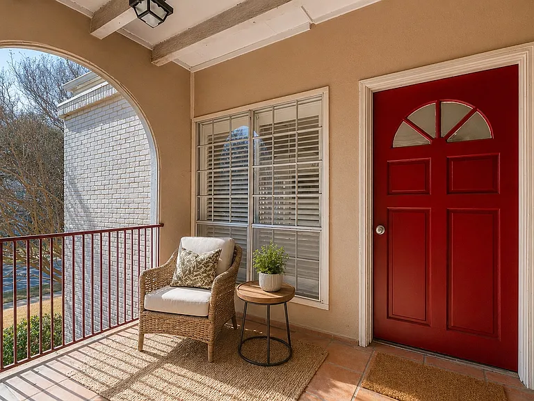 4023 Wycliff Ave #204Y — Photo 2