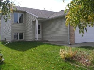 306 E Parkview St, Cottage Grove, WI 53527