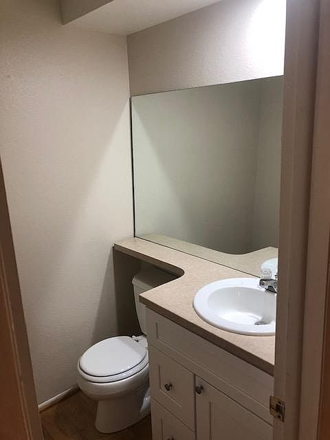 2nd image of 3500 Rolling Green Dr APT I33