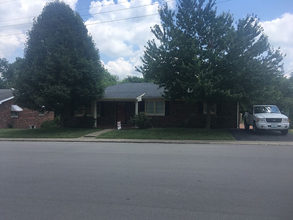 1st image of 483 Chestnut St