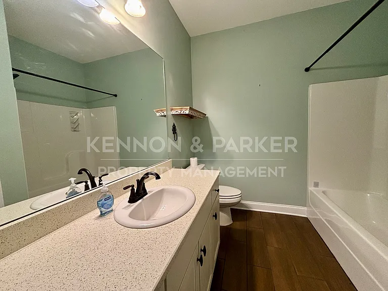 4526 Mountain Ivy Dr — Photo 15