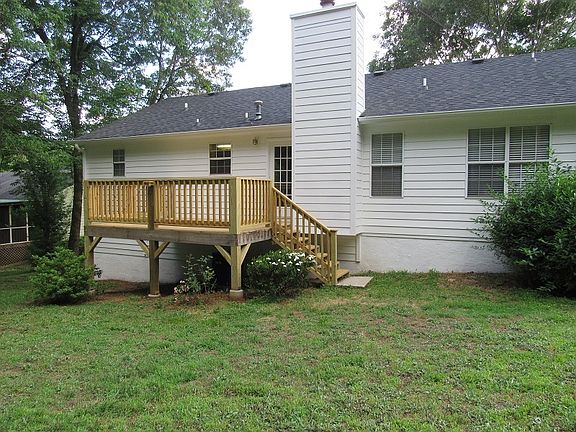 3rd image of 5491 Bushnell Ct