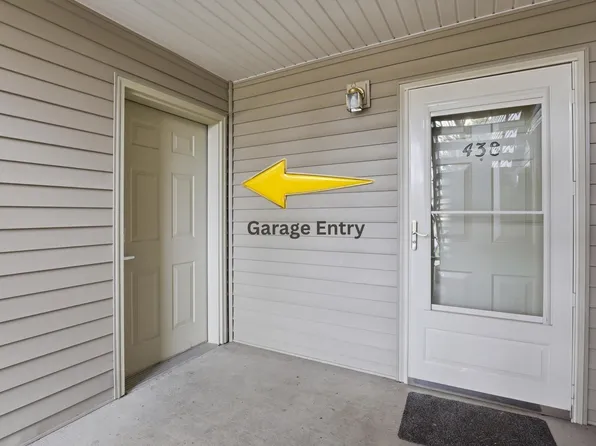 22855 E Country Vista Dr APT 438, Liberty Lake, WA 99019