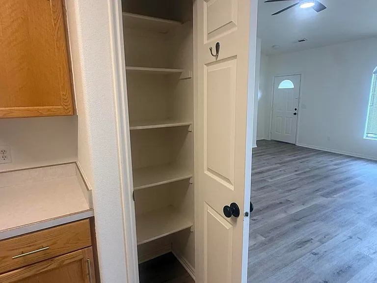 1157 N 1340 West Cir — Photo 6