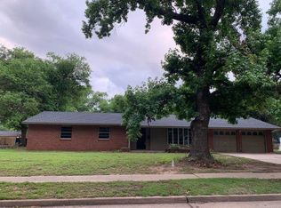 1600 El Camino St, Ponca City, OK 74604