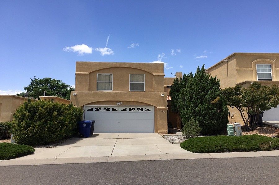 1st image of 3619 Calle Pino NE