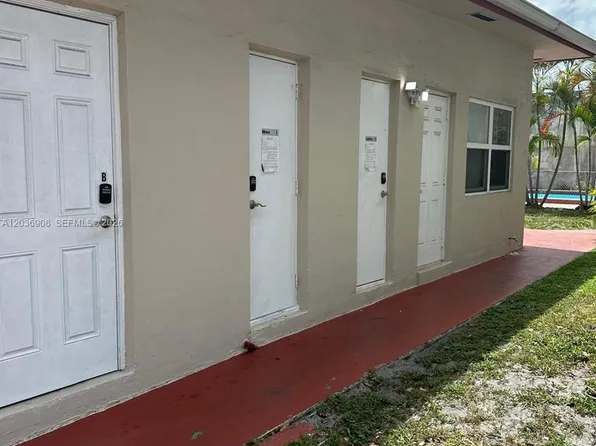 2916 Funston St APT 47A, Hollywood, FL 33020