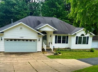 1362 Turkeyfoot Lake Rd, Barberton, OH 44203