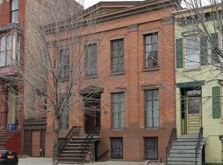 285 Lark St APT 2, Albany, NY 12210