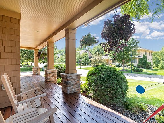 4th image of 1520 Bridgewater Rd