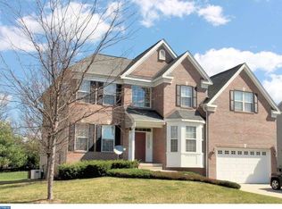 22 Ridgewood Dr, Bordentown, NJ 08505