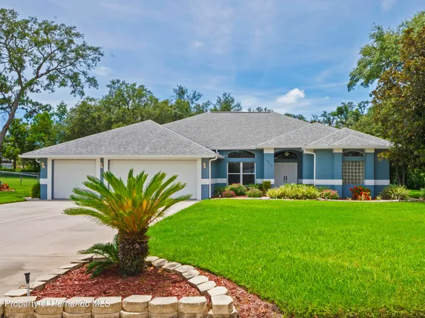 18905 Bascomb Ln, Hudson, FL 34667
