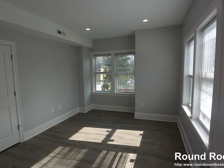 120 Kenrick St #5 — Photo 10