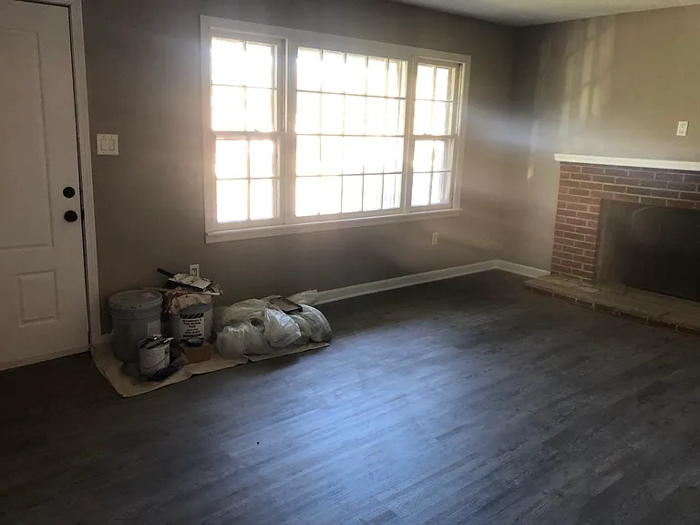 176 Springdale Rd — Photo 3