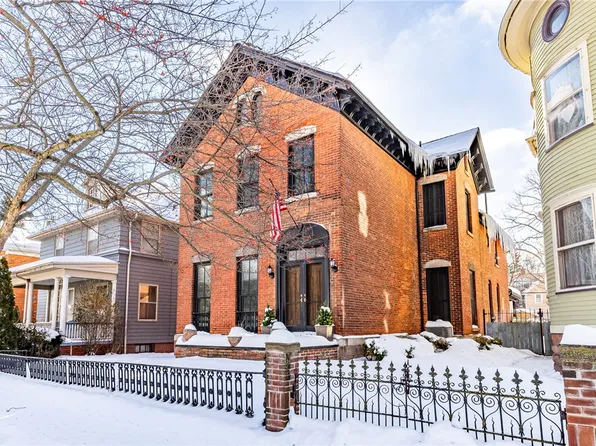 77 Atkinson St, Rochester, NY 14608
