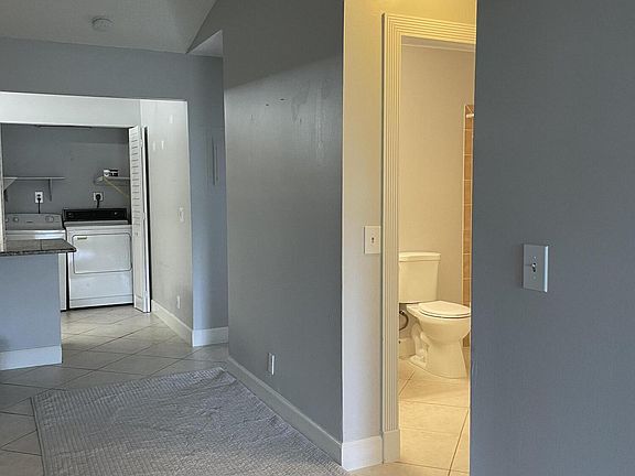 3rd image of 9037 SE Hobe Ridge Ave