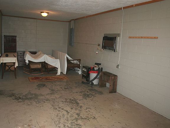 2nd image of 9058 Old Highway 20