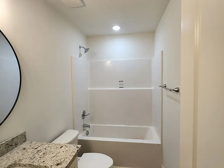 4053 Collier Ln — Photo 9