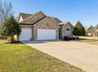 665 Twin View Dr, Murfreesboro, TN 37128