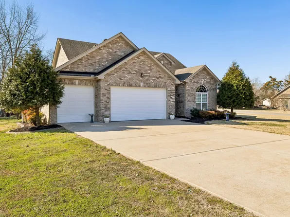 665 Twin View Dr, Murfreesboro, TN 37128